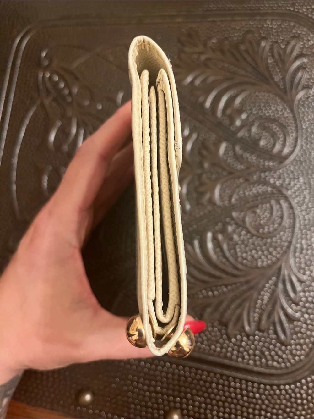 Louis Vuitton Cream Epi Leather Small Wallet with Silver-Tone Lock - Picture 4 of 16